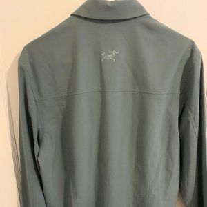 Arc'teryx Men's Small Skyline Long-Sleeved Snap Button Shirt in Sage Green